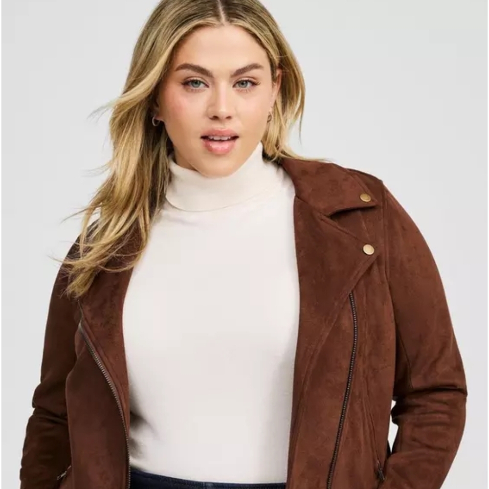 Chic Women's Brown Leather Jacket - Picture 2 of 11